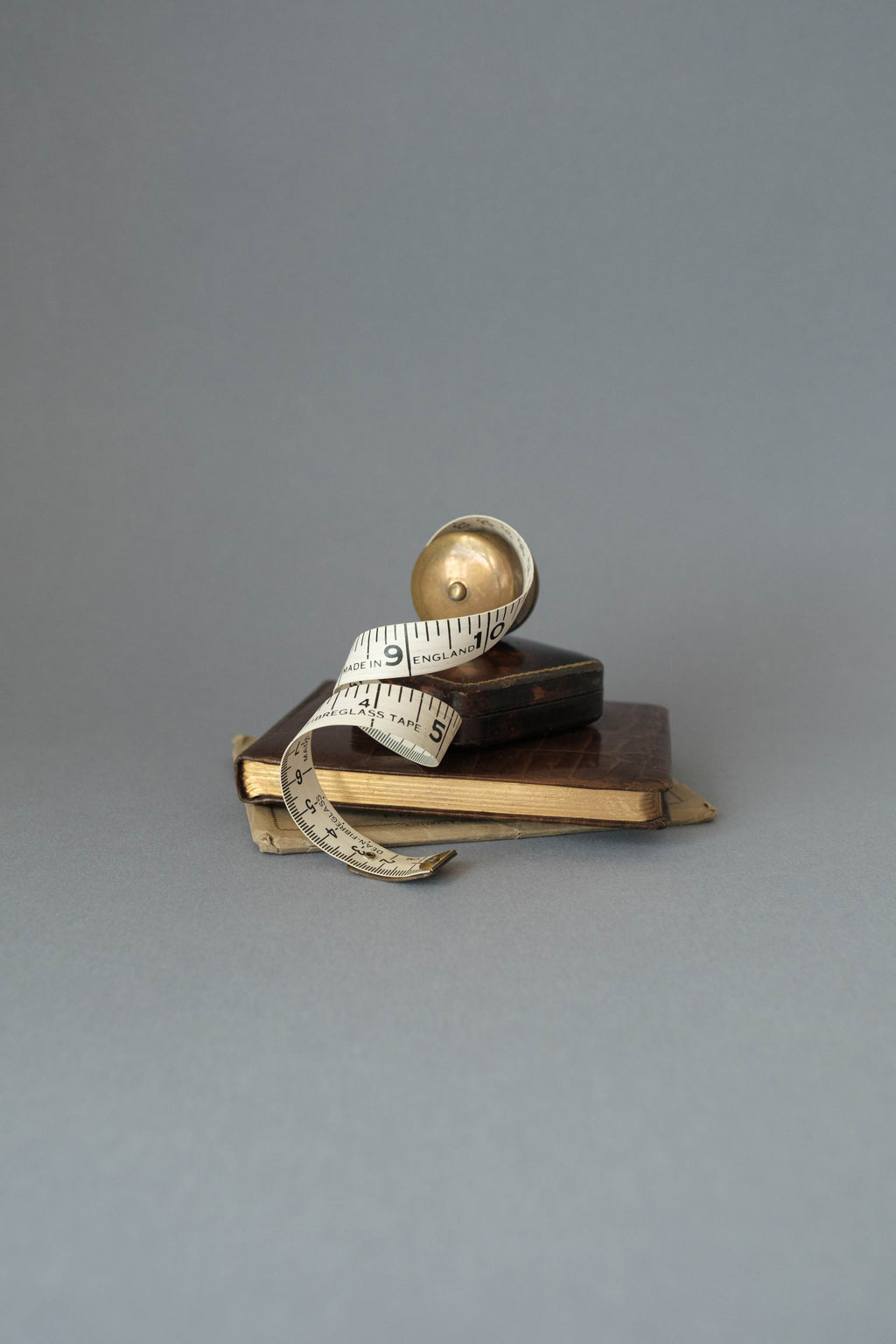 Dean-Fibreglass Tape Measure, Brass