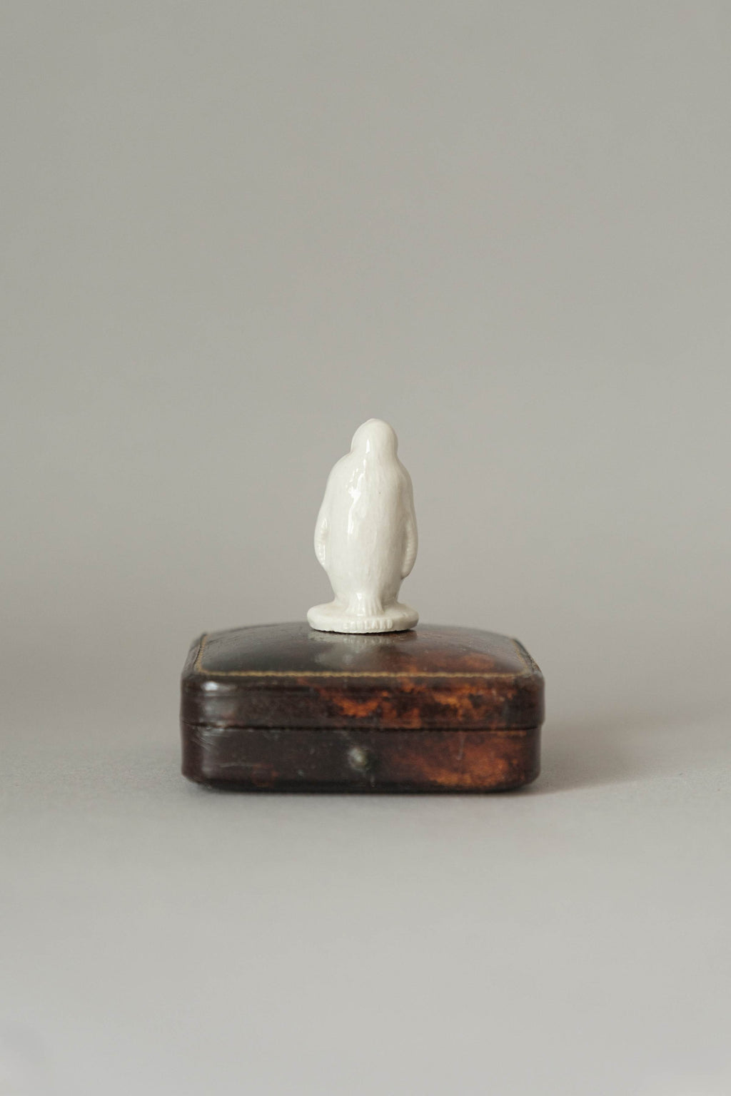Wade England Figurine, Penguin