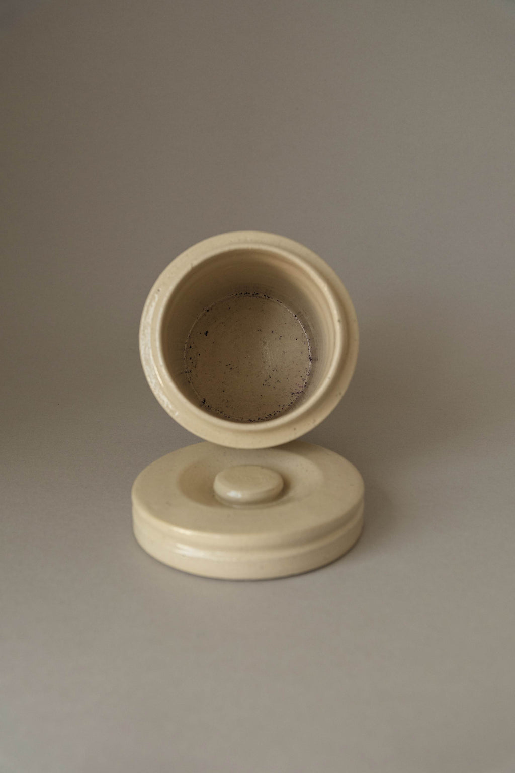 Doulton Lambeth Stoneware Jar, c.1900